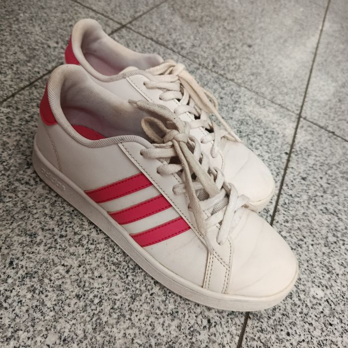 Buty sportowe damskie