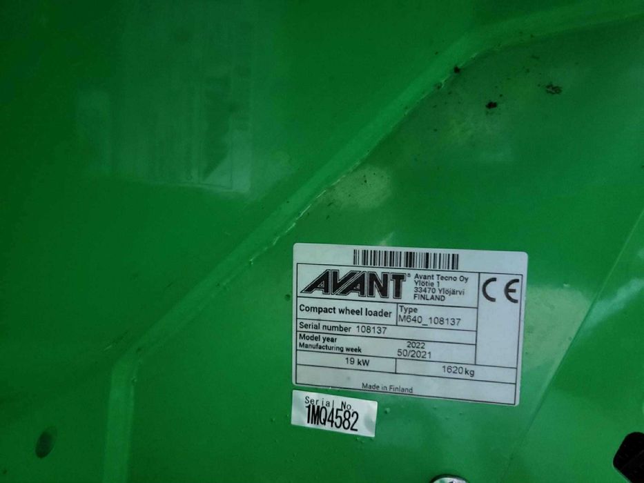 Mini ładowarka Avant 640 demo