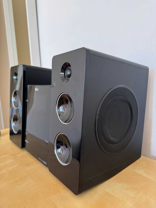 Coluna / Sistema de Som LG CM2760 Micro Hi-Fi