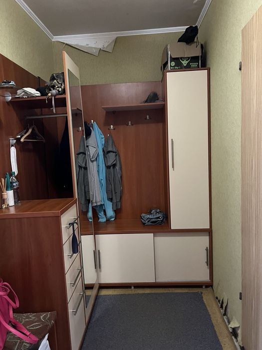 Продам 2кім з ремонтом р-н Пасічна можна під програми.