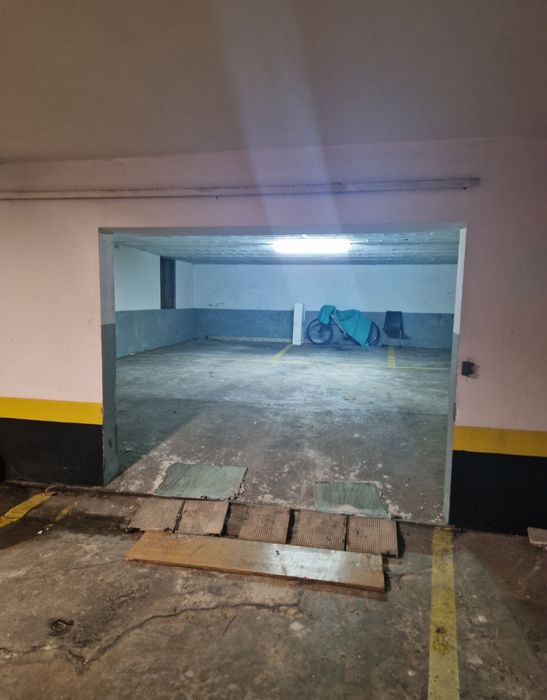 Vendo lugar de garagem
