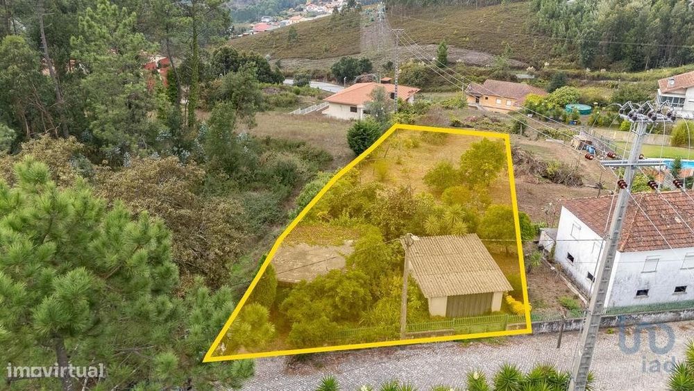 Terreno em Foz do Sousa e Covelo de 2300,00 m2