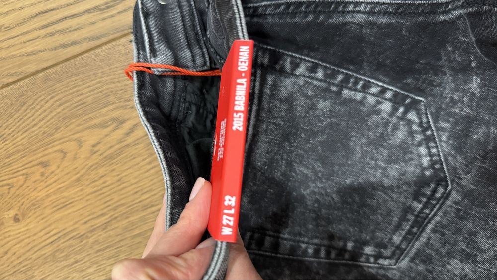 Орігінал Джинси скіні diesel w27 l32