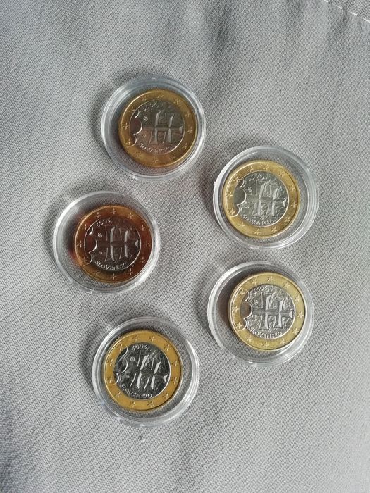 Moedas 1 Euro - ESLOVÁQUIA | ESPANHA - Troca/Venda