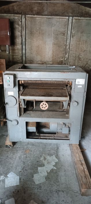 Продам токарний станок 1м63