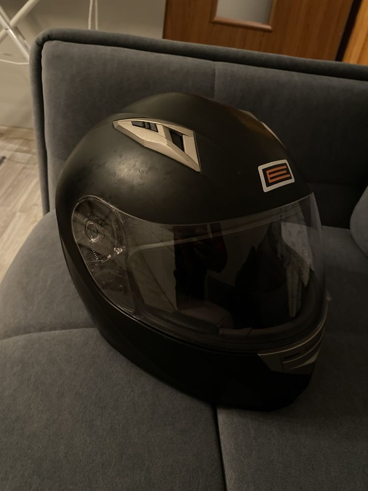 Sprzedam kask motocyklowy