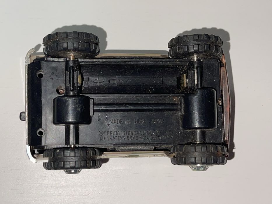 Stary Jeep Creata Hong Kong 1982 rok zabawka pojazd znokresu PRL