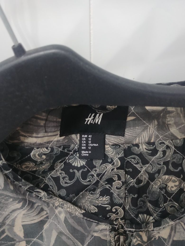 Cienka bomberka H&M