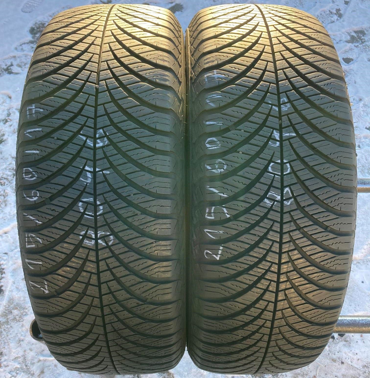 215/60/17 Goodyear Vector 4 Seasons Gen-2 96H