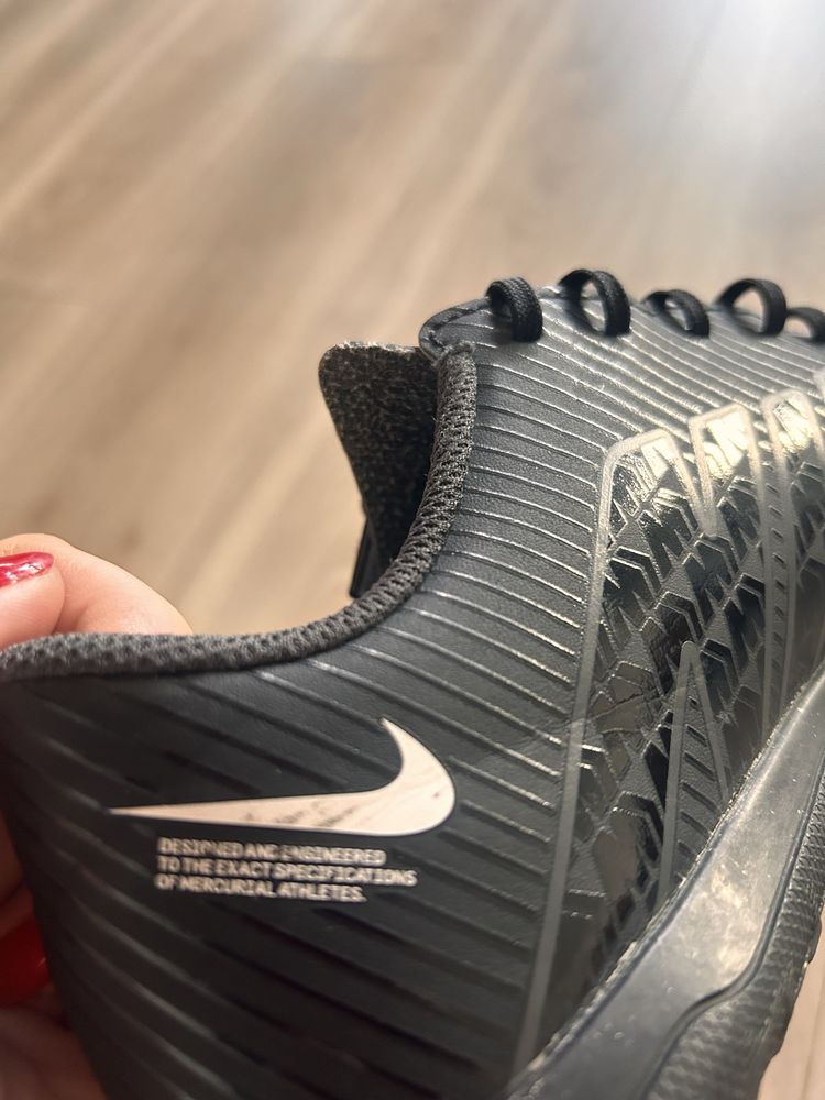 Turfy Nike rozmiar 38,5 wkladka 24 cm