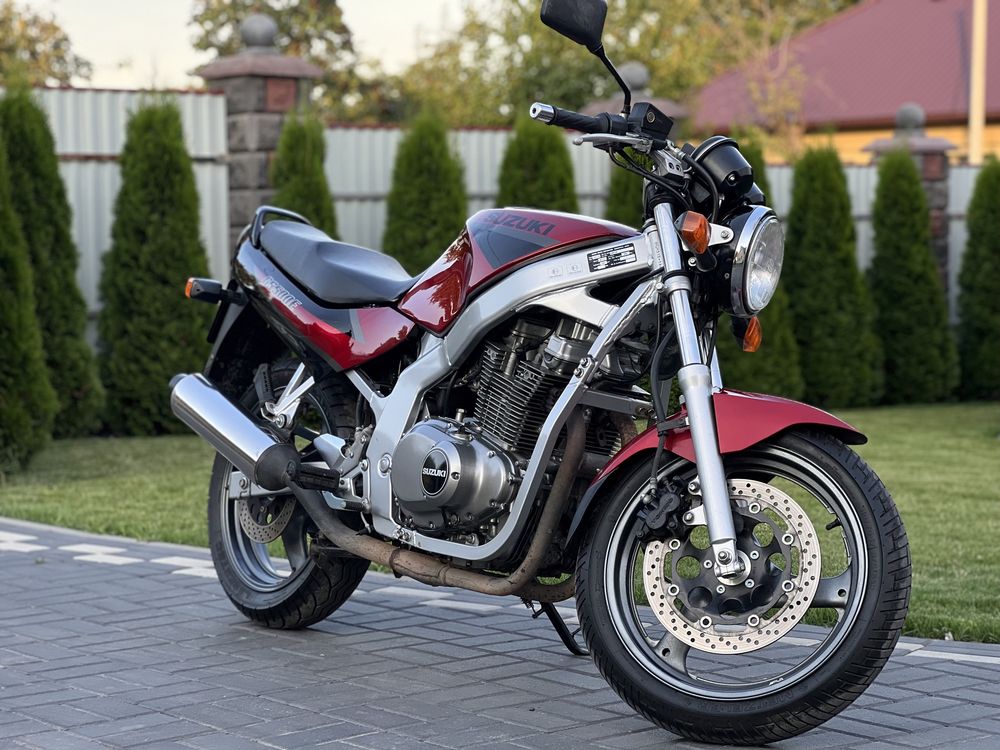 Suzuki GS500 EU.