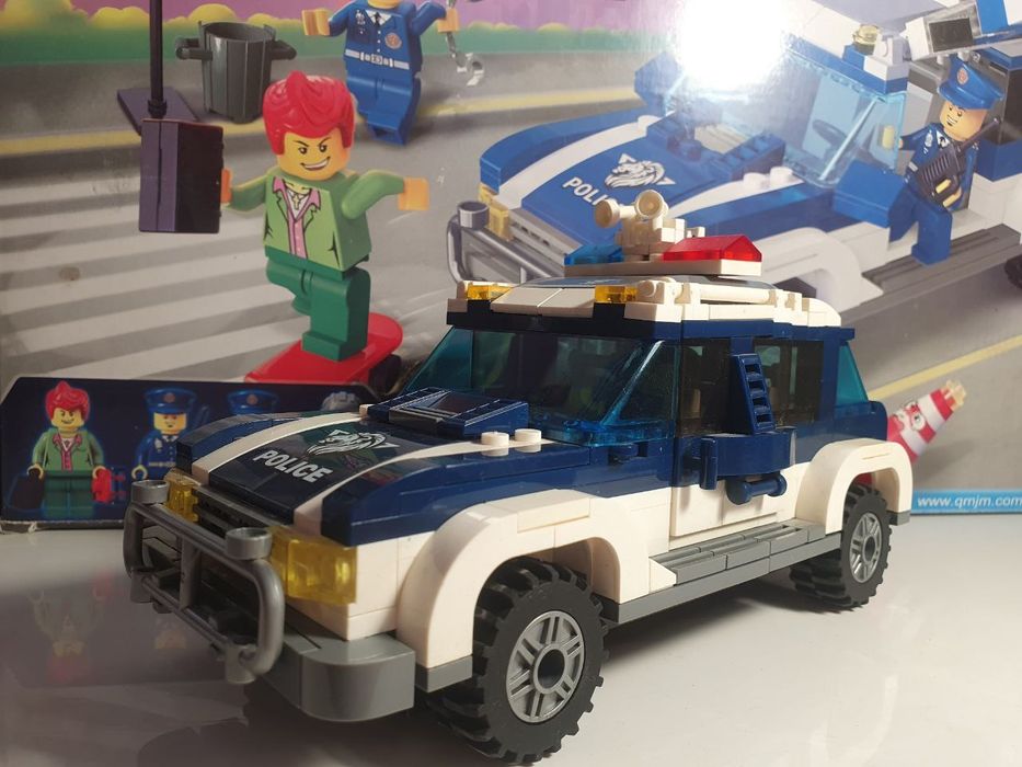 Машинка лего полиция конструктор