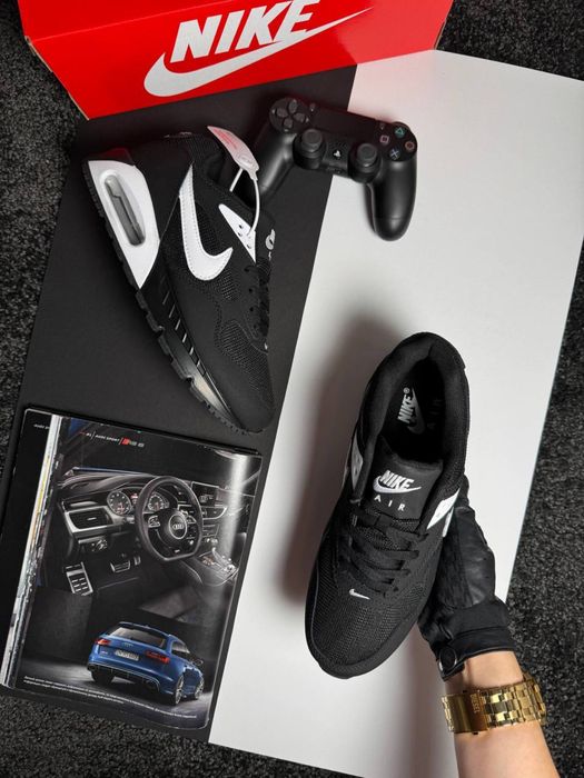 Чоловічі кросівки найк аір макс Nike Air Max IVO Black White [41-45]