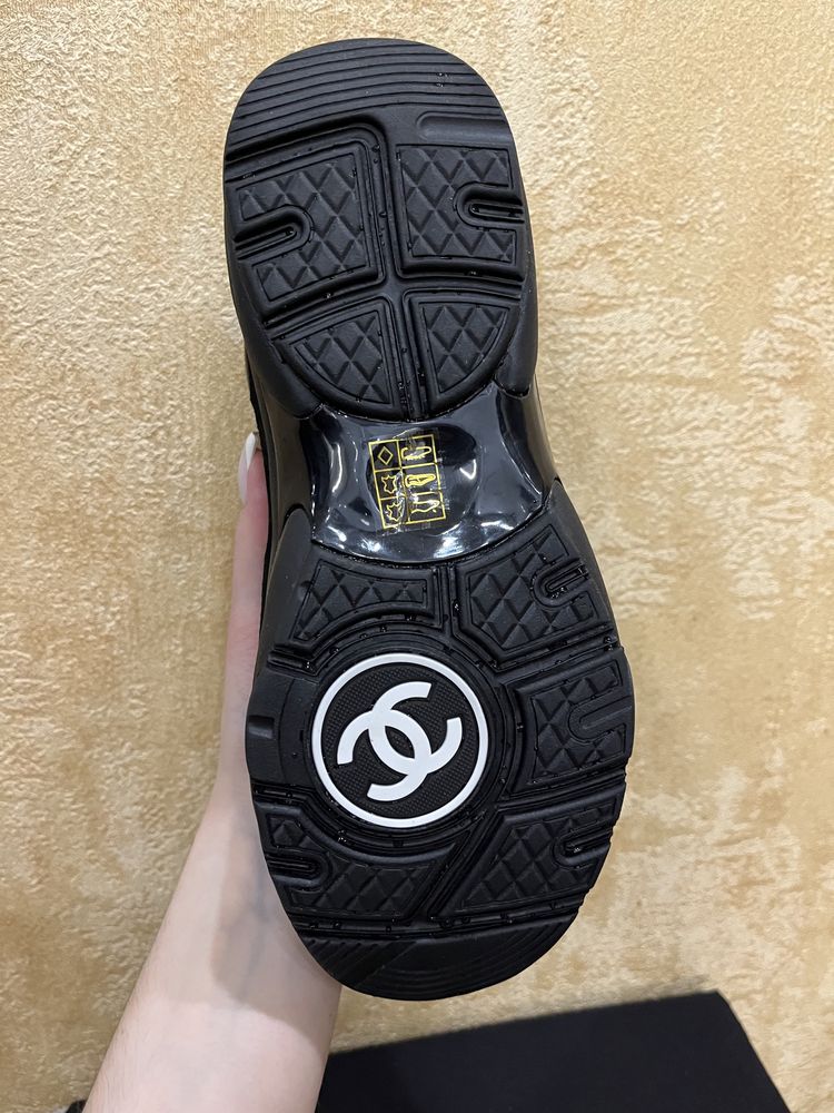 Кроссовки Chanel