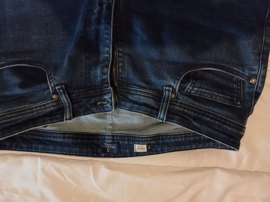 Calças de ganga como novas da Decenio