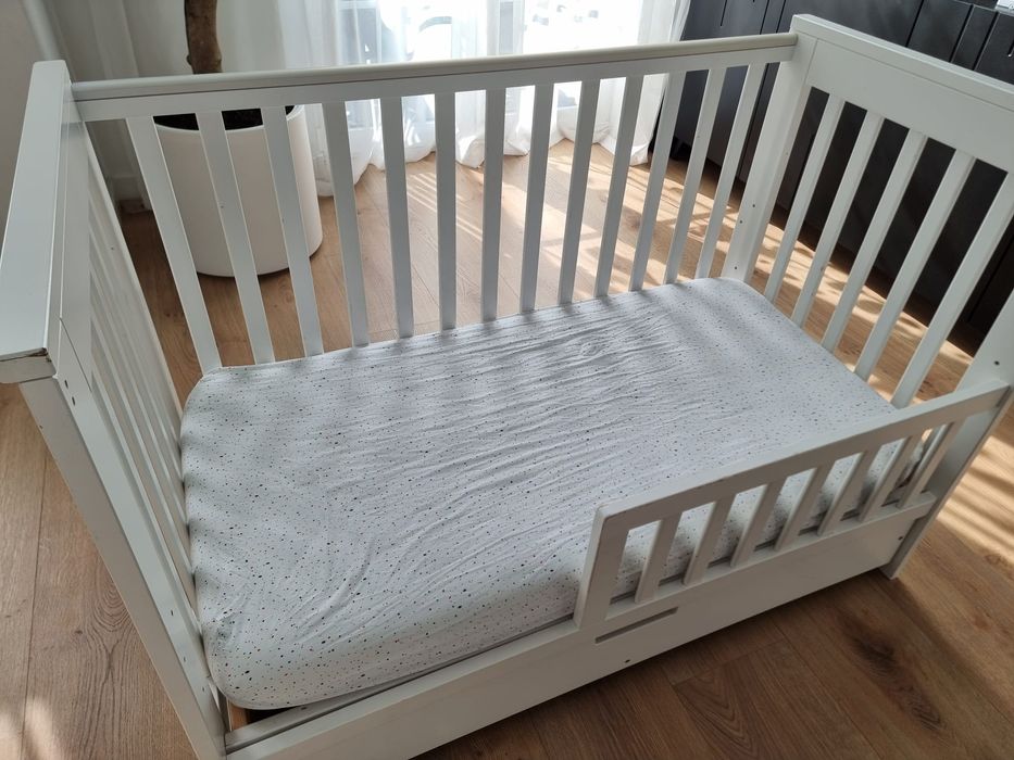 Łóżeczko Iwo Klupś 60x120cm z szufladą