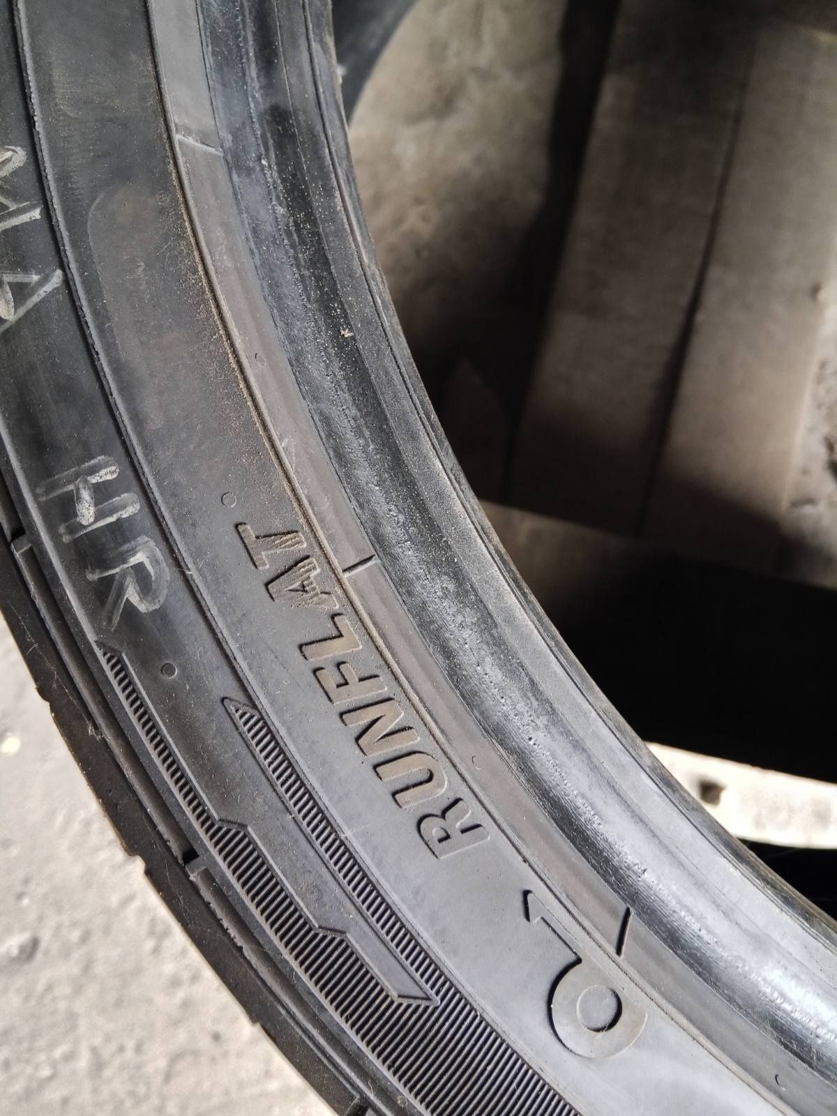 275.35.19 Falken 2шт літо шини гума склад Харків Шиномантаж 35