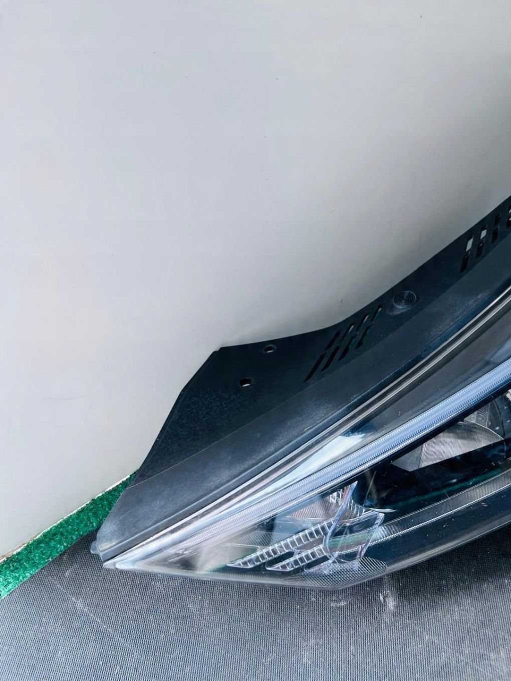 LAMPA LEWA REFLERTOR LEWY HYUNDAI TUCSON FACE LIFT ZWYKŁA HALOHENOWA H7