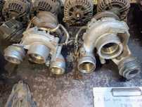 BMW M5 F10 4.2 benzyna komplet turbosprężarek  801125-02 801124-02