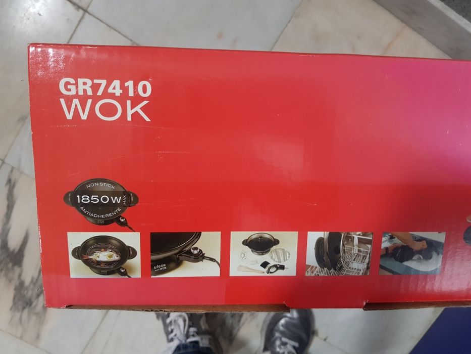 WOK Elétrico Anti-Aderente UFESA - Novo. A estrear