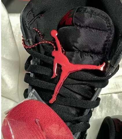 Jordan 1 Retro High OG Patent Bred 43