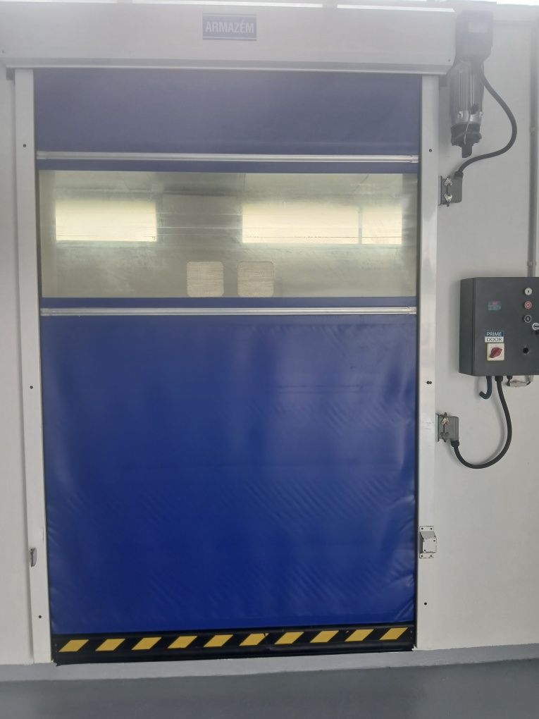 Fabuloso Armazém em cabanas de Palmela com 500 m2 junto à  coca cola