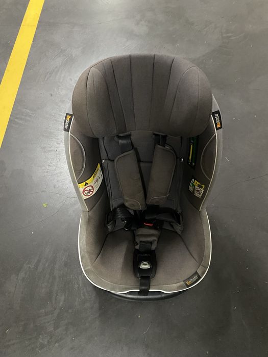 Cadeira Besafe (a partir até os 4/5 anos) c/ isofix Besafe