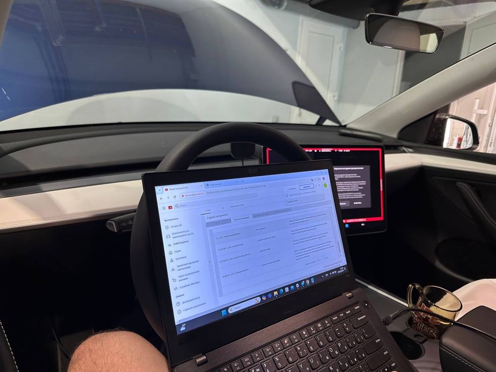 Діагностика, ремонт та відновлення Tesla Model Y 3 S X | СТО Тесла