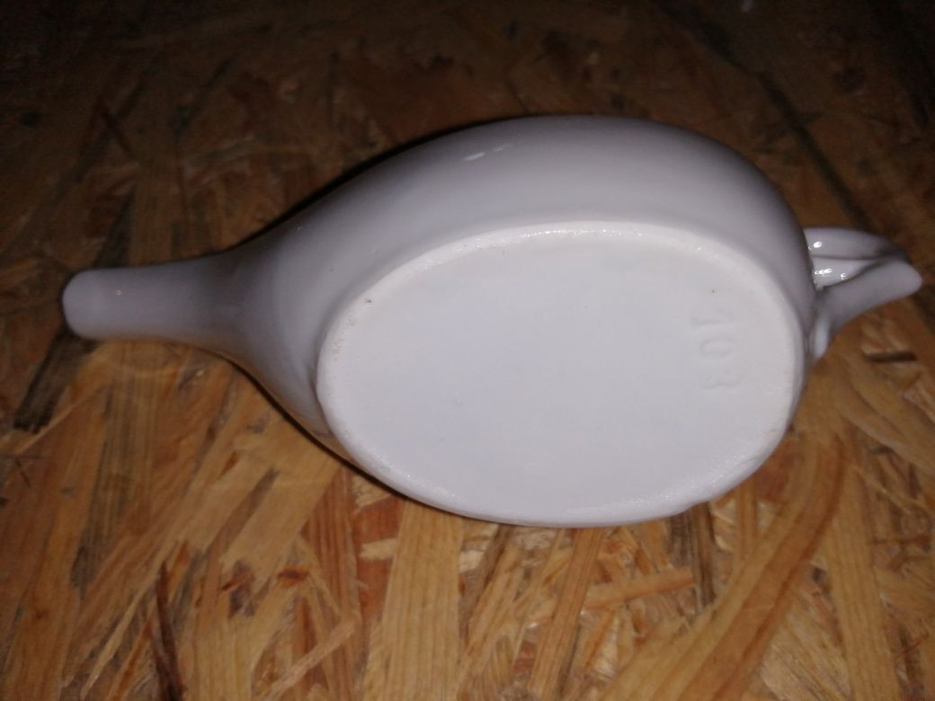 Sosjerka mlecznik ceramika biała z uszkiem
