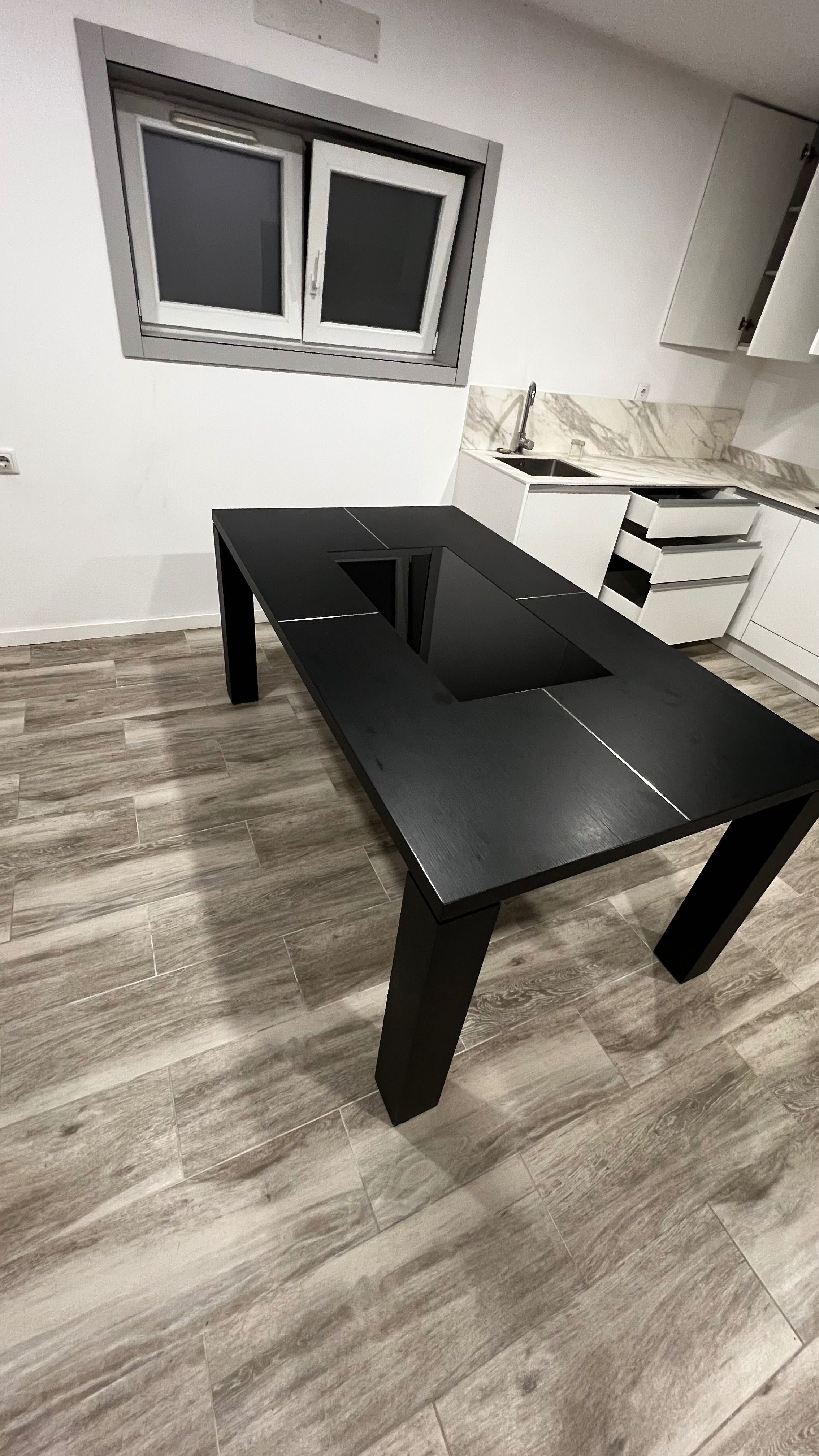 Mesa de jantar extensível com 6 cadeiras (oferta)