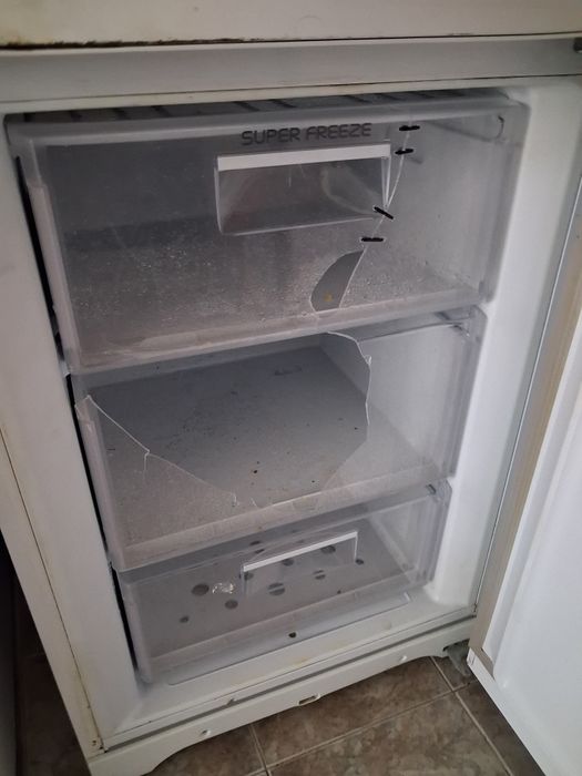 Frigorífico Hotpoint (Ariston) usado, Funcionando