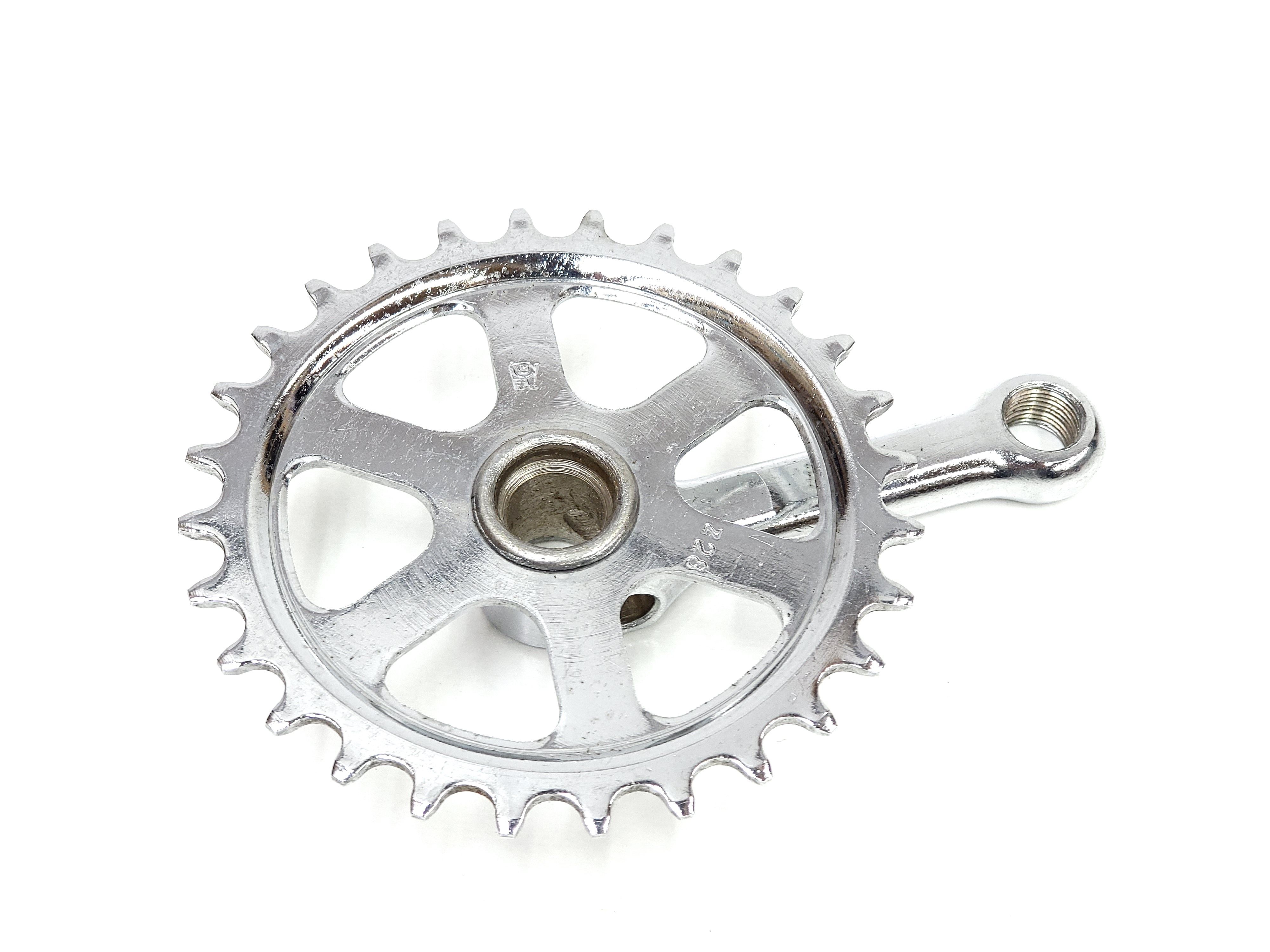 NOWA korba prawa 28 zębów na klin 11,6 cm ZZR Romet Universal Tyler