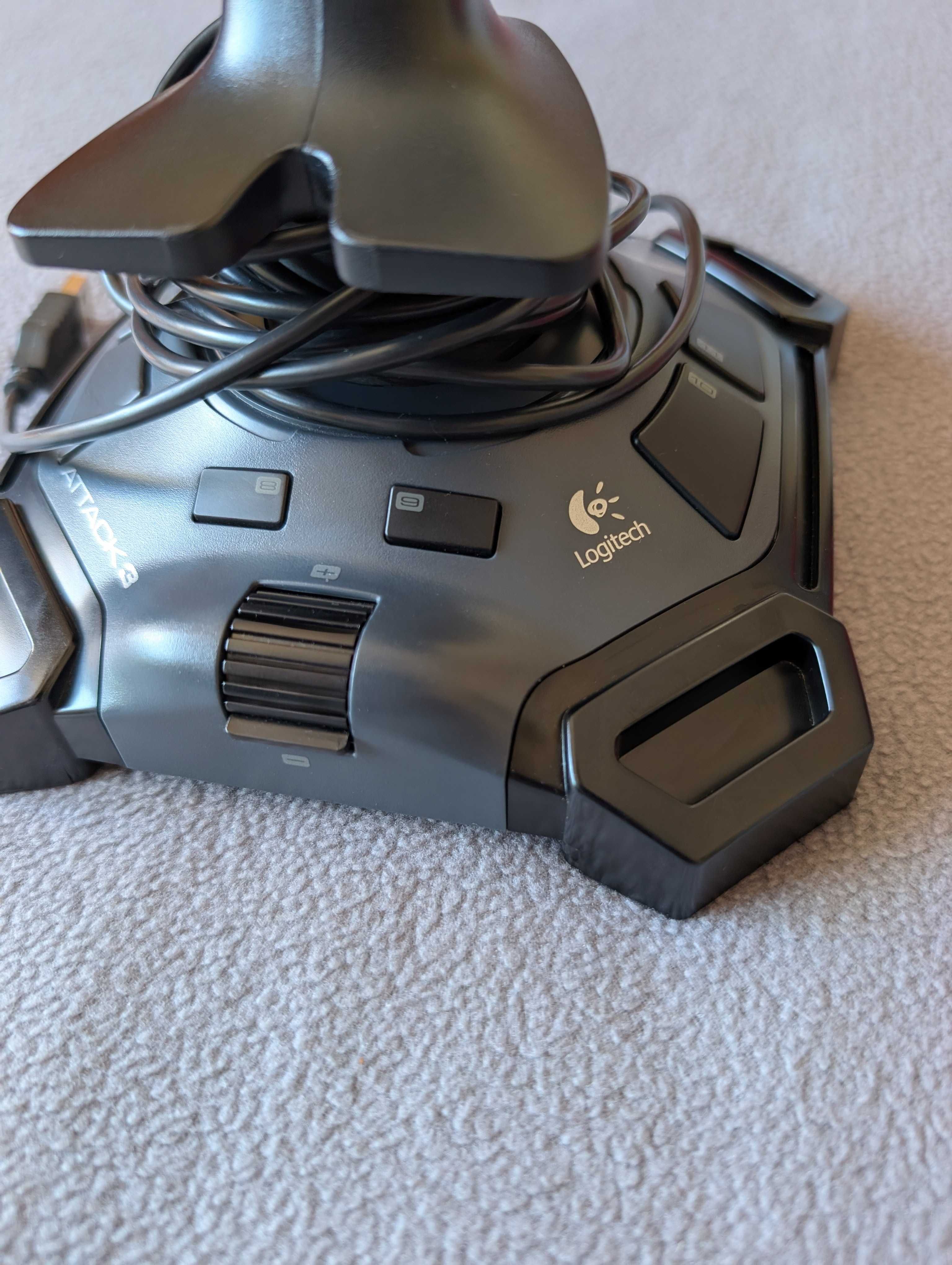 Joystick Logitech Attack 3