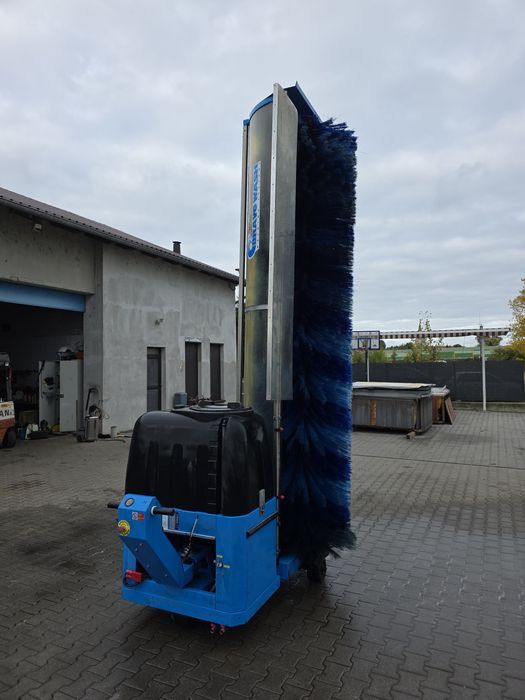 Top Myjnia szczotka  mobilna z napedem tir autobus ciężarowa  aku 24v