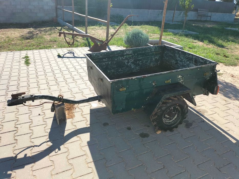 Reboque Metálico 1.25m x 1m — Robusto e Funcional