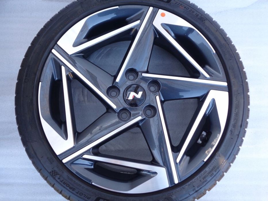 Felgi 18 Hyundai i30 i40 iX20 Kona Ioniq 5x114,3 Et55 Oryginalne Nowe