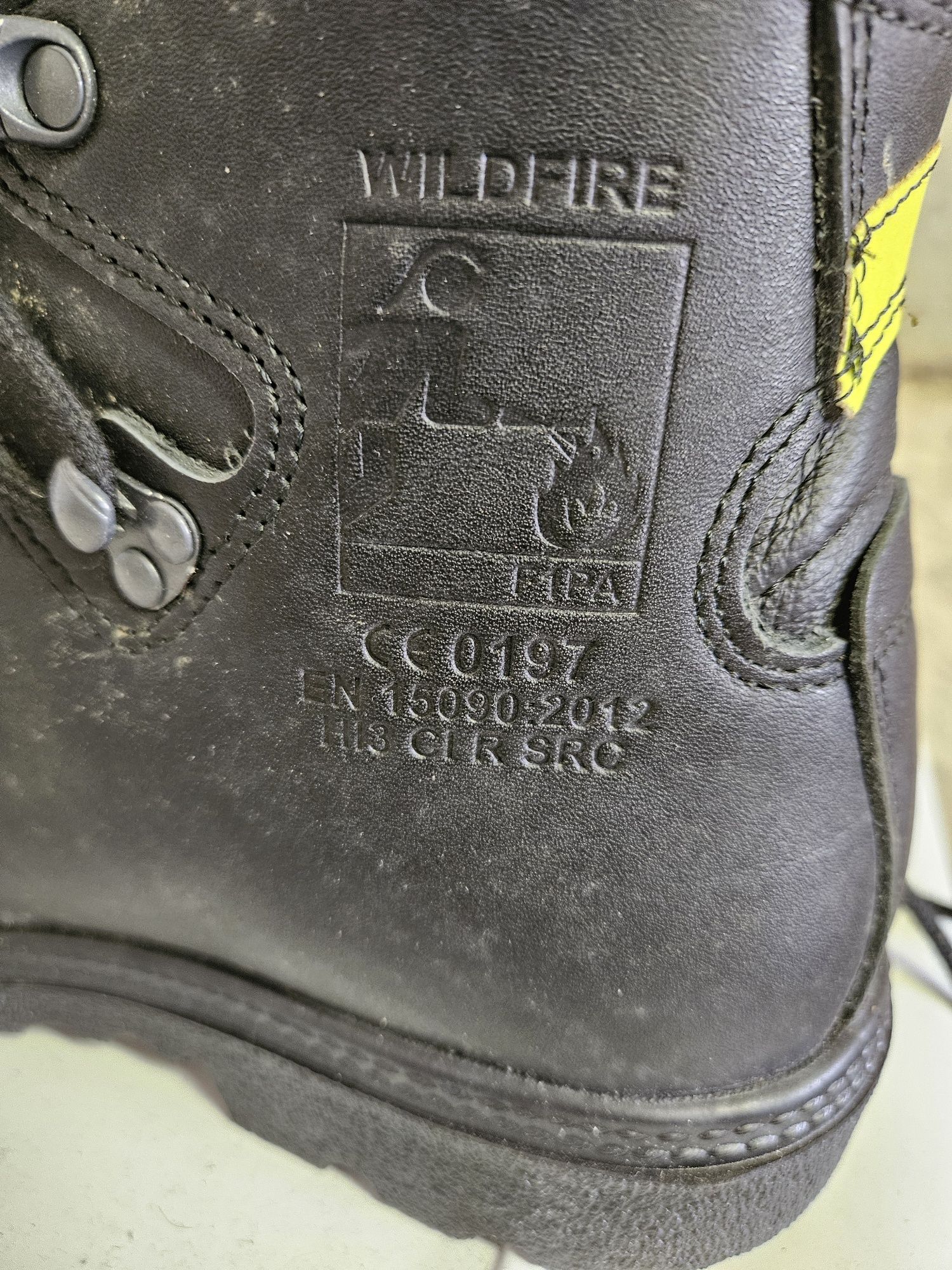 Bota WildFire Nº 41  Gore-Tex     HAIX