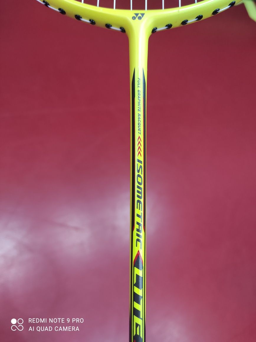 Ракетка для бадминтон YONEX