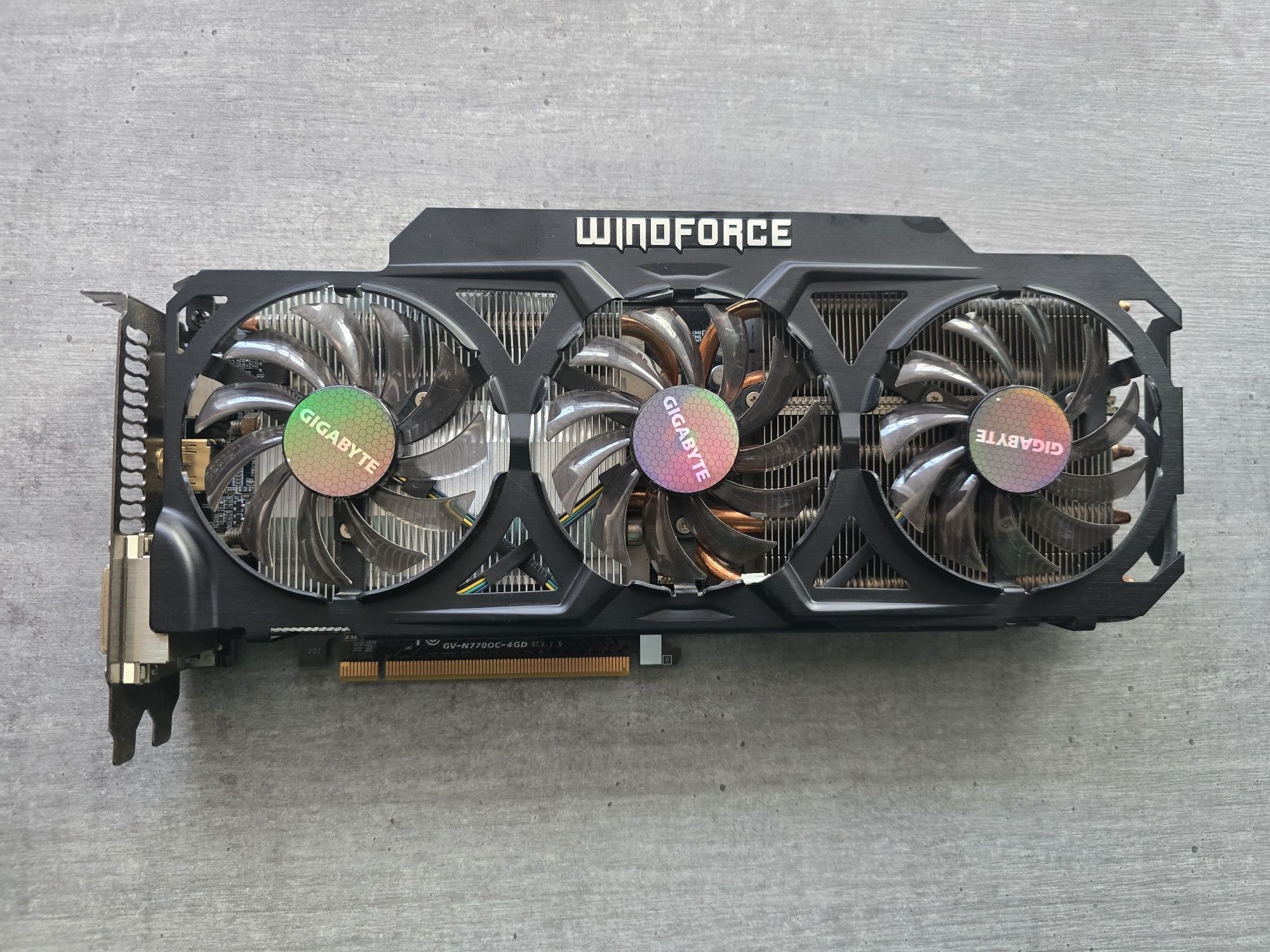 Niesprawna karta graficzna GTX 770 4GB
