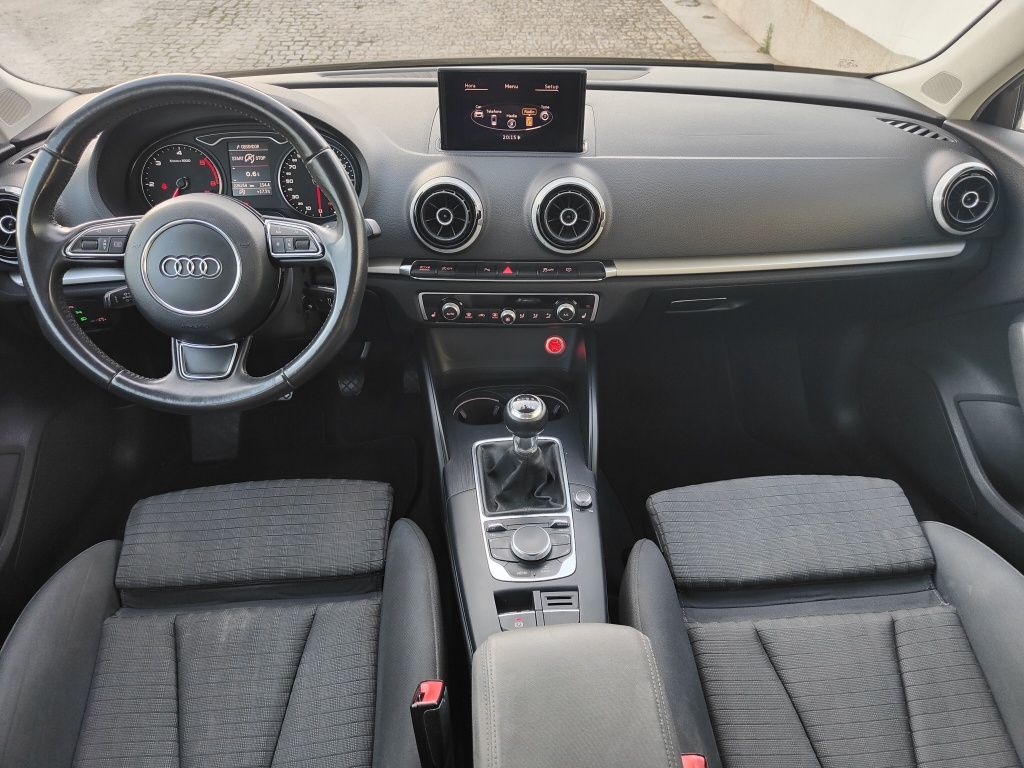 Audi A3 2.0 Tdi Sport line 150cv Ano 2013