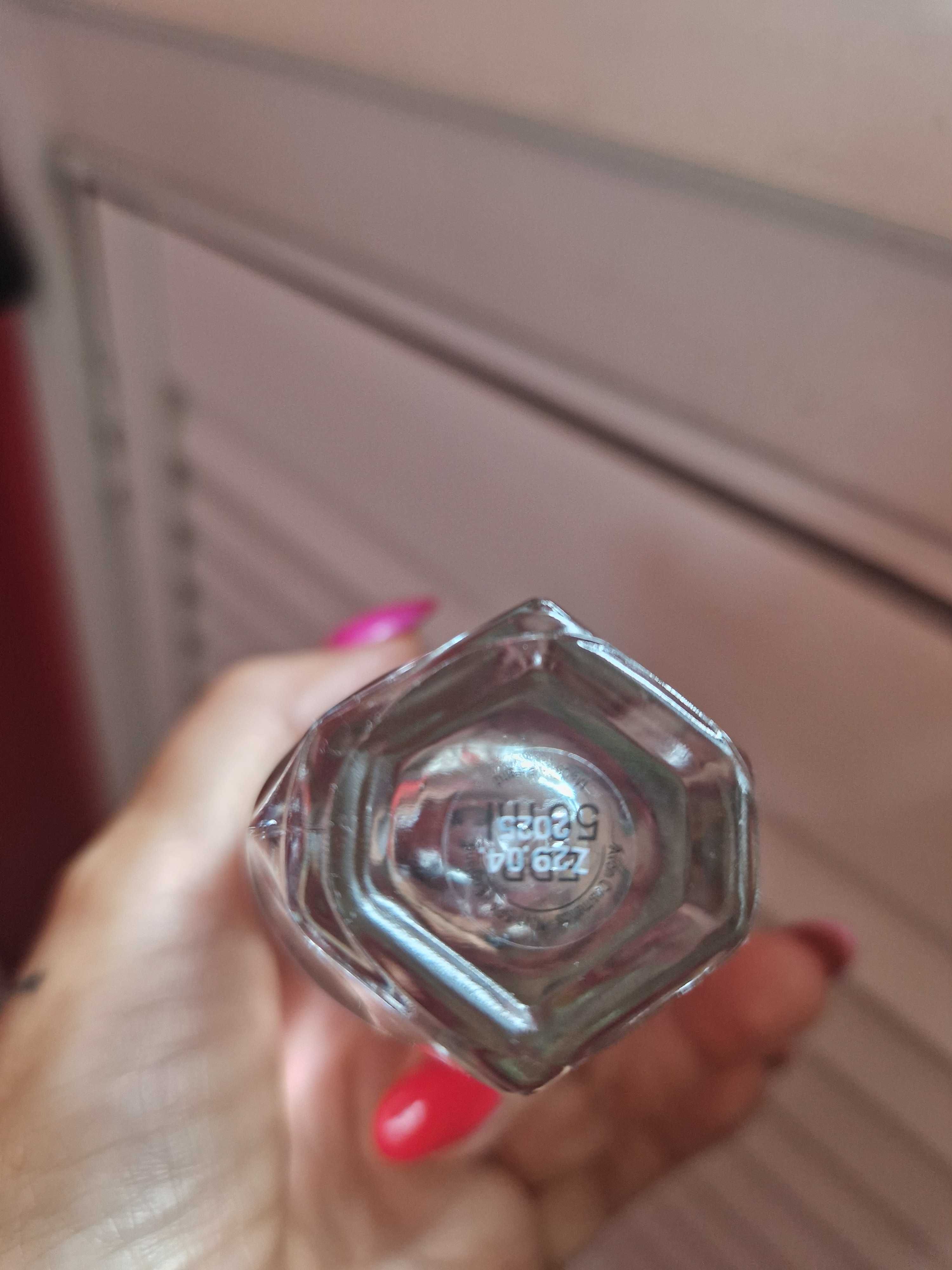 Treselle  Avon  perfumy  damskie