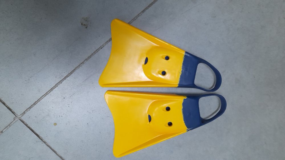 Barbatanas criança