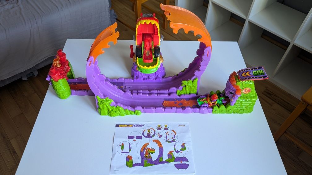 T-racers Dragon Loop