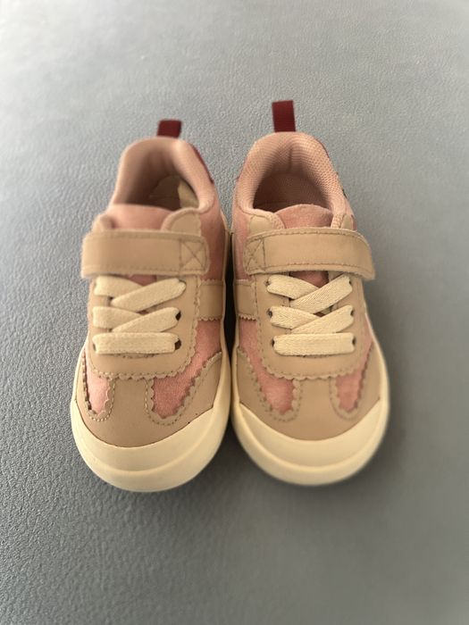 Кросівки для дівчинки h&м