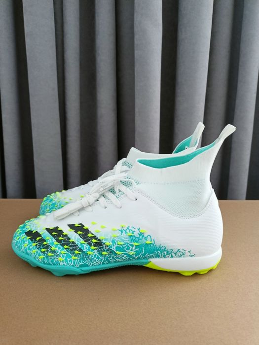 Футзалки ,сороконожки, хороша якість