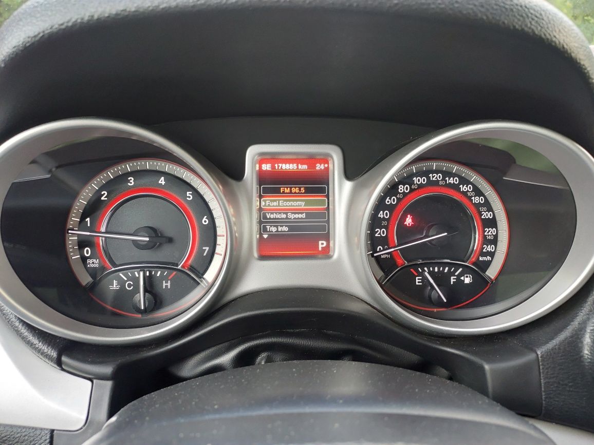 Sprzedam Dodge Journey siedmo osobowy