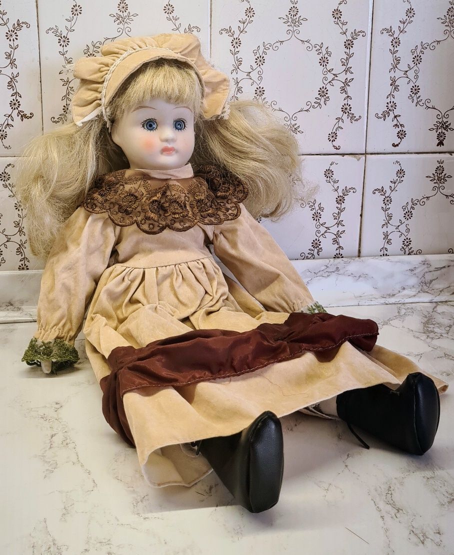 Кукла фарфор ГДР