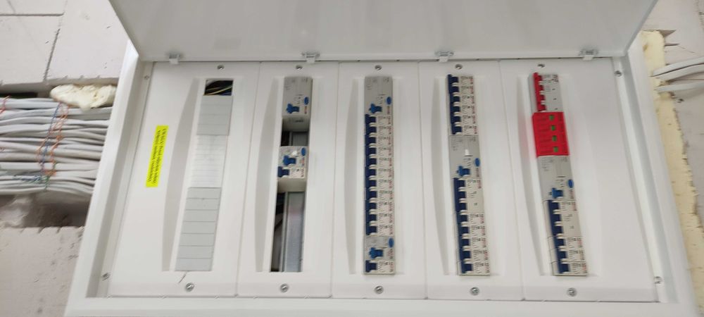 instalacje elektryczne