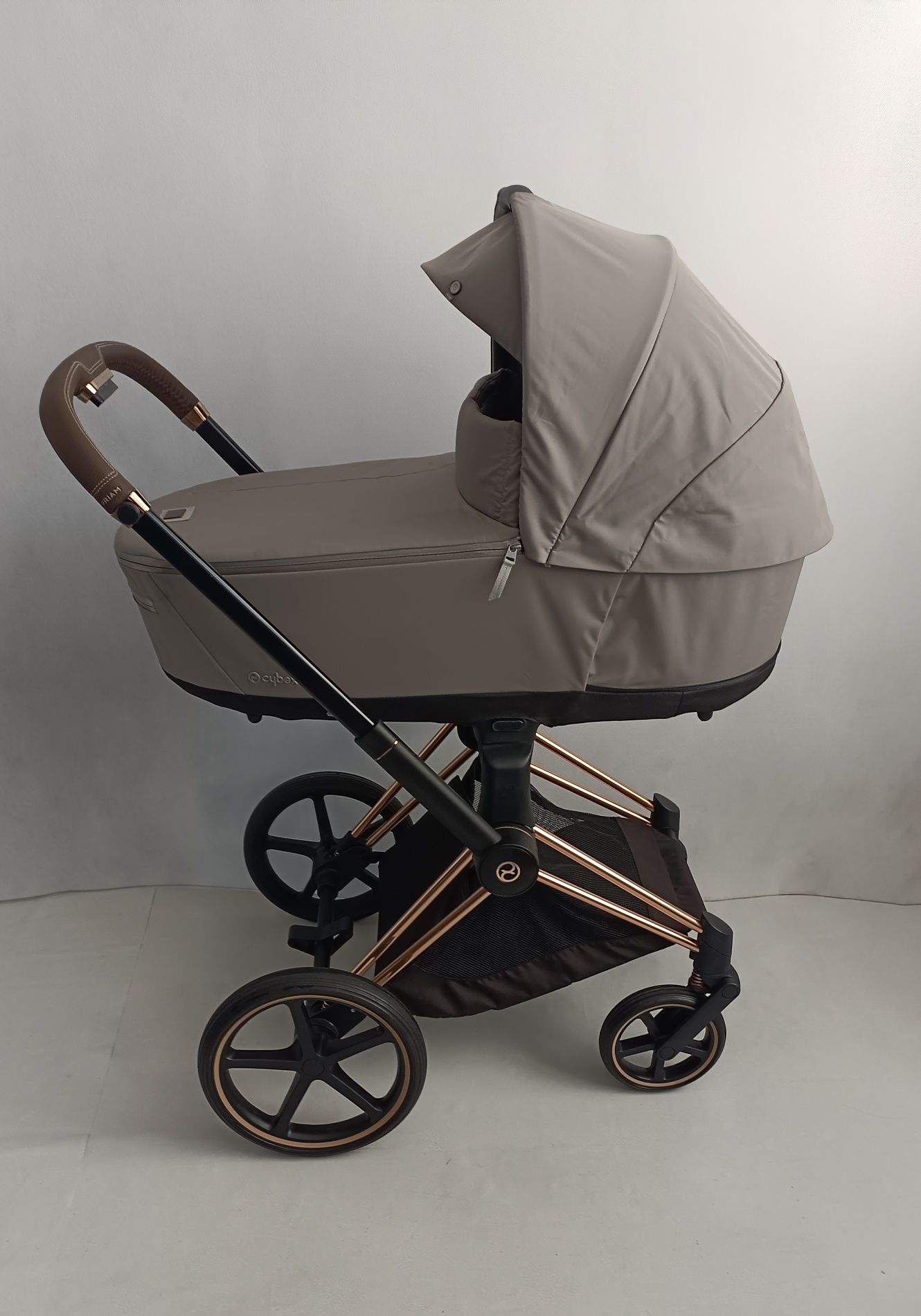 Wózek Cybex Priam 4.0 2023 r. 3w1/Fotelik Avionaut Pixel Pro