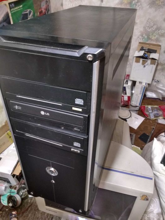 Корпус ПК с dvdприводом